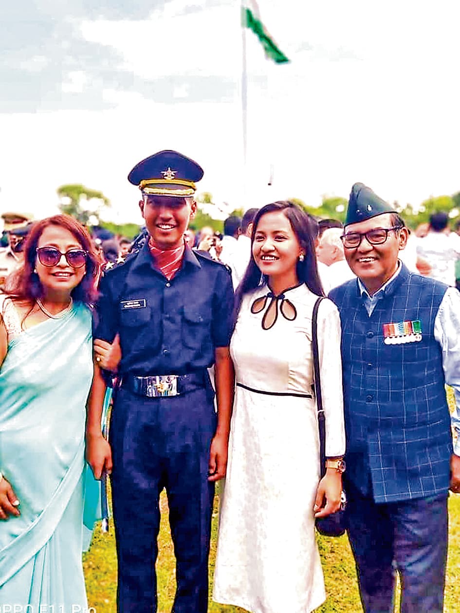 शहीद कैप्टन बृजेश के पिता ने कहा- बेटे की शहादत पर गर्व है