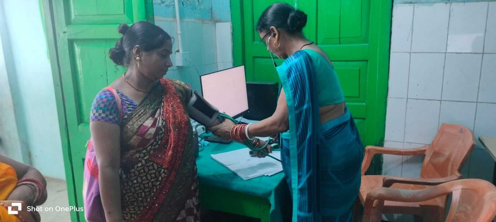 मरीज का इलाज होता है भगवान भरोसे