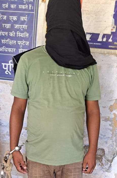 कोल्ड ड्रिंक्स लेने के विवाद में बोतल तोड़कर हमला, आरोपित गिरफ्तार