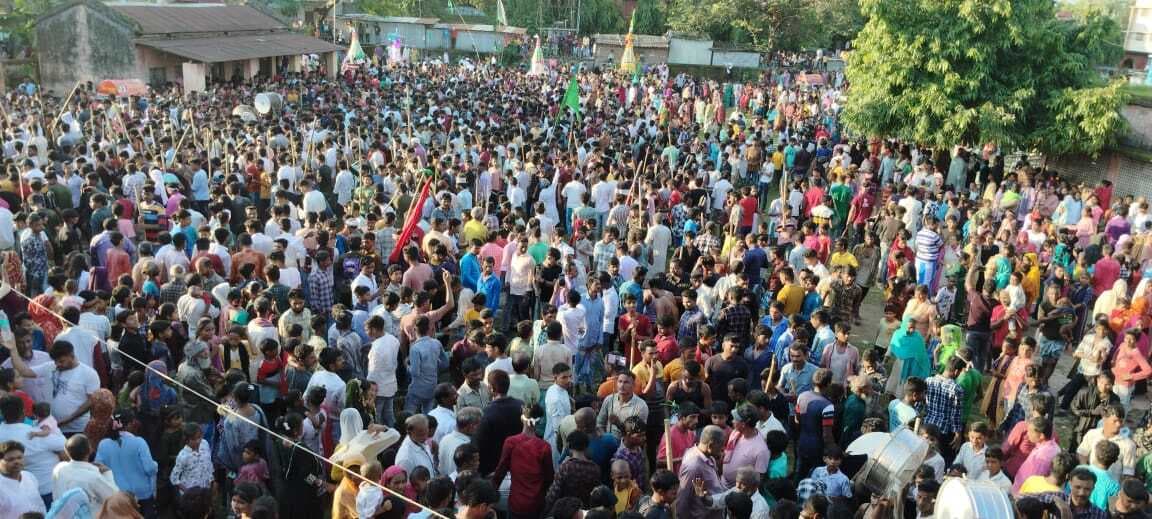 पोठिया में निकाला गया ताजिया जुलूस, उमड़ी लोगों की भीड़