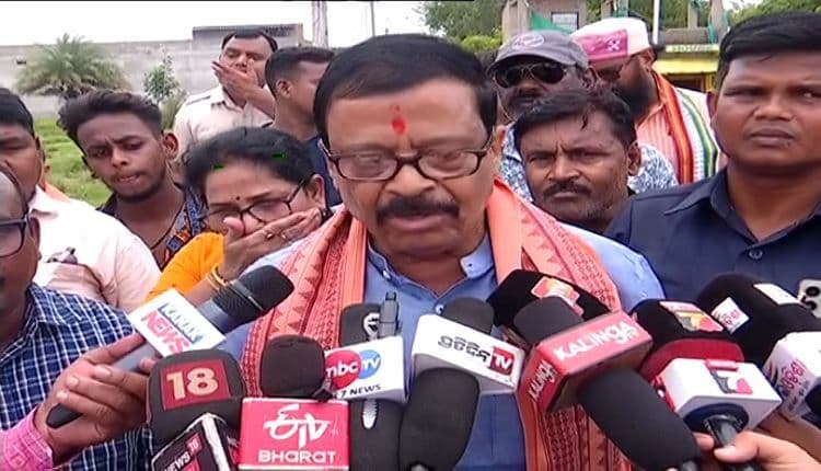 प्रभावशाली लोगों द्वारा सरकारी जमीन पर अवैध निर्माण को ध्वस्त किया जायेगा