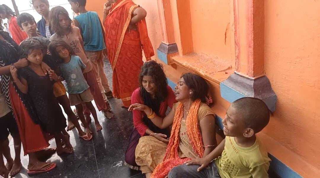 बाढ़ के उमानाथ घाट पर स्नान कर रहीं दो बच्चियां डूबीं, लापता