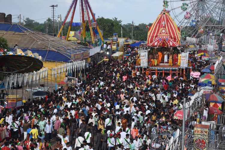 Jagannath Rath Yatra : माता लक्ष्मी को मनाकर घर लौटे भगवान जगन्नाथ
