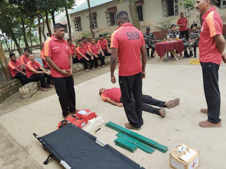 एसएसबी के बचाव दल करेंगे बाढ़ पीड़ितों की मदद