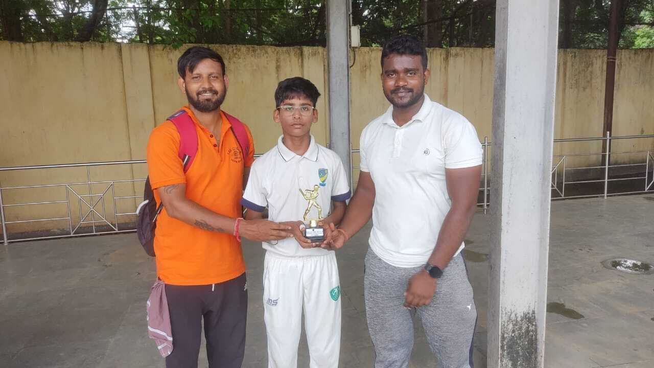 शिक्षा निकेतन की टीम ने अरसलान ने बिखेरी चमक