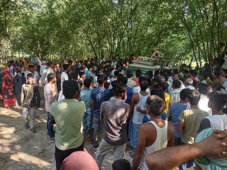 संदिग्ध परिस्थिति में पेड़ से लटकी हुई किशोरी की लाश बरामद