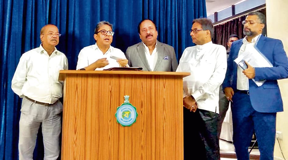 लेदर सेक्टर में 10 हजार करोड़ रुपये के निवेश का मिला प्रस्ताव