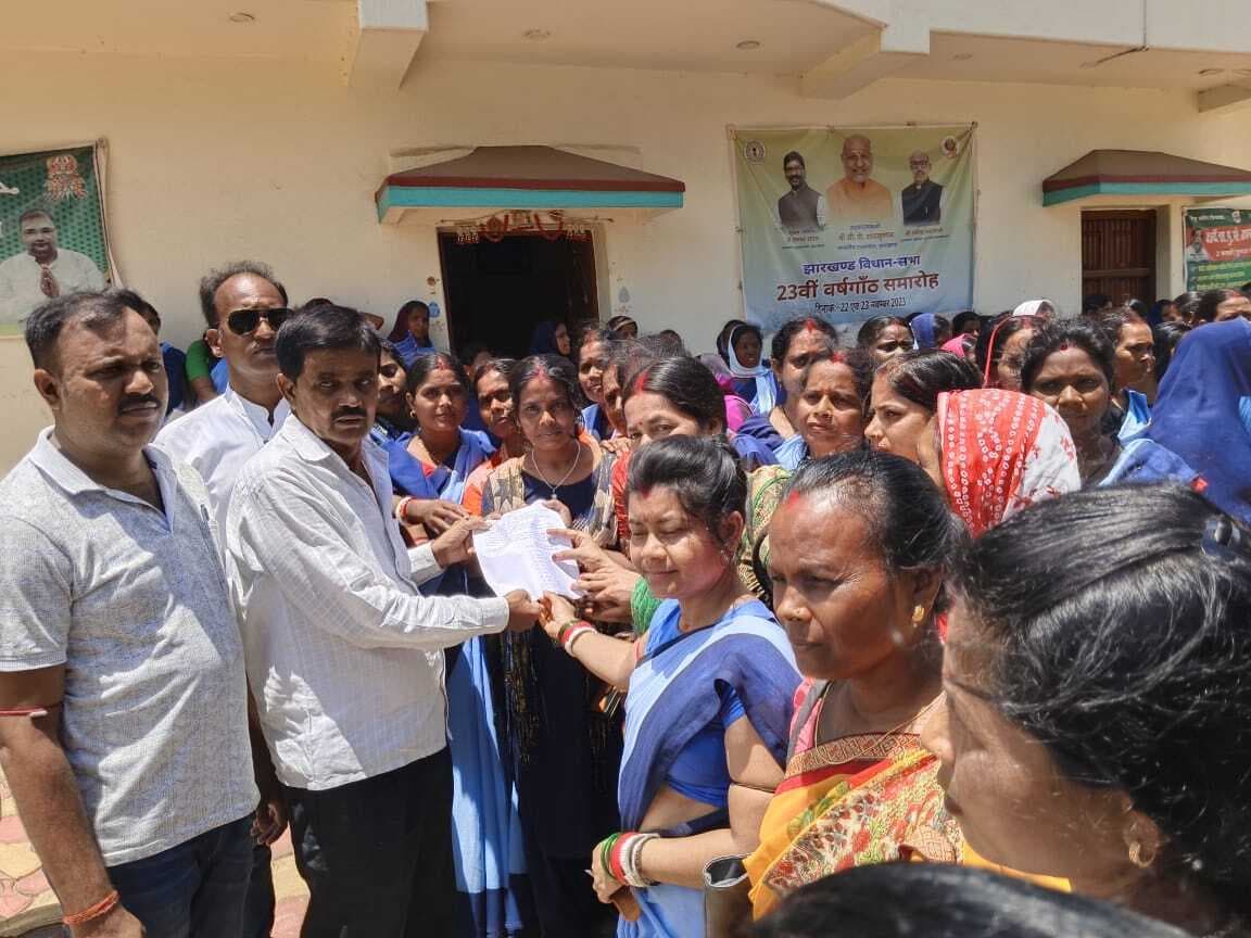 जल सहियाओं को 18 हजार रुपये मनादेय दे सरकार : संघ