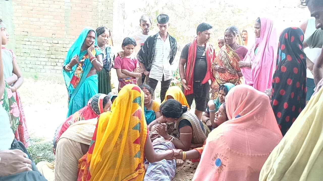 बाइक की ठोकर से बच्ची की मौत, जाम