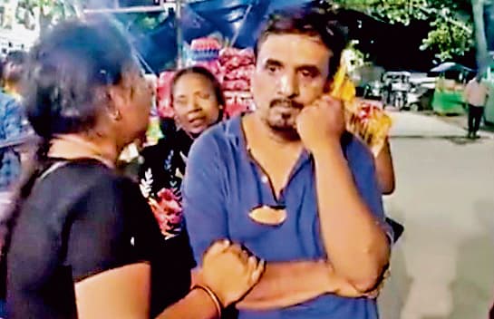 हादसे में छात्र की मौत, पुलिस पर लापरवाही का आरोप