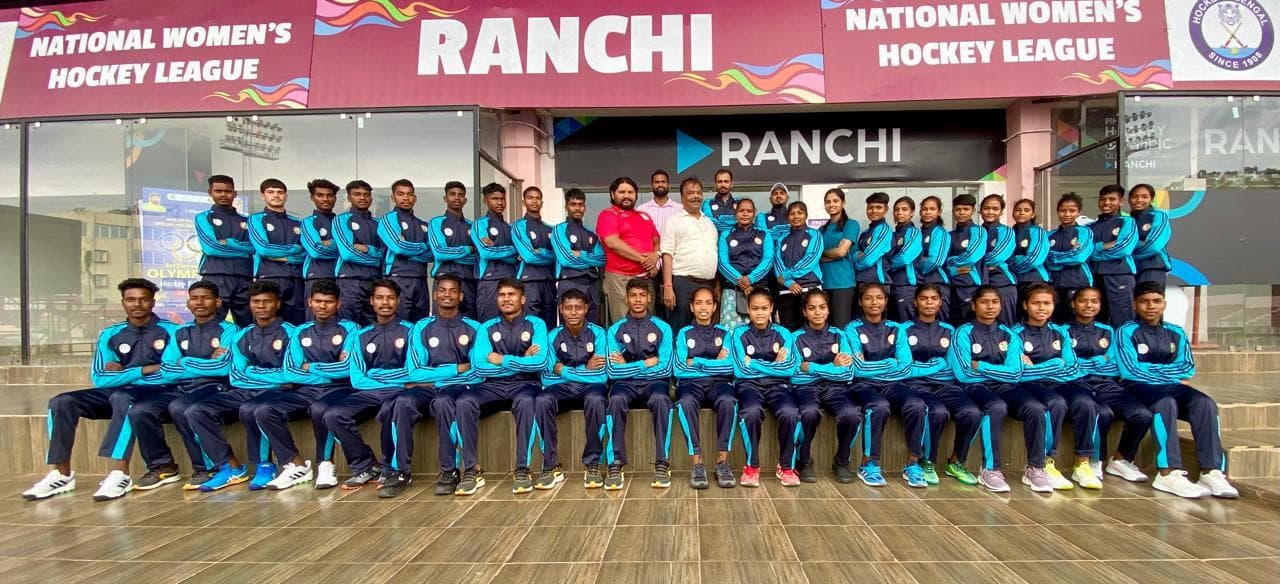 झारखंड हॉकी की पुरुष व महिला हाॅकी टीम गुवाहाटी गयी