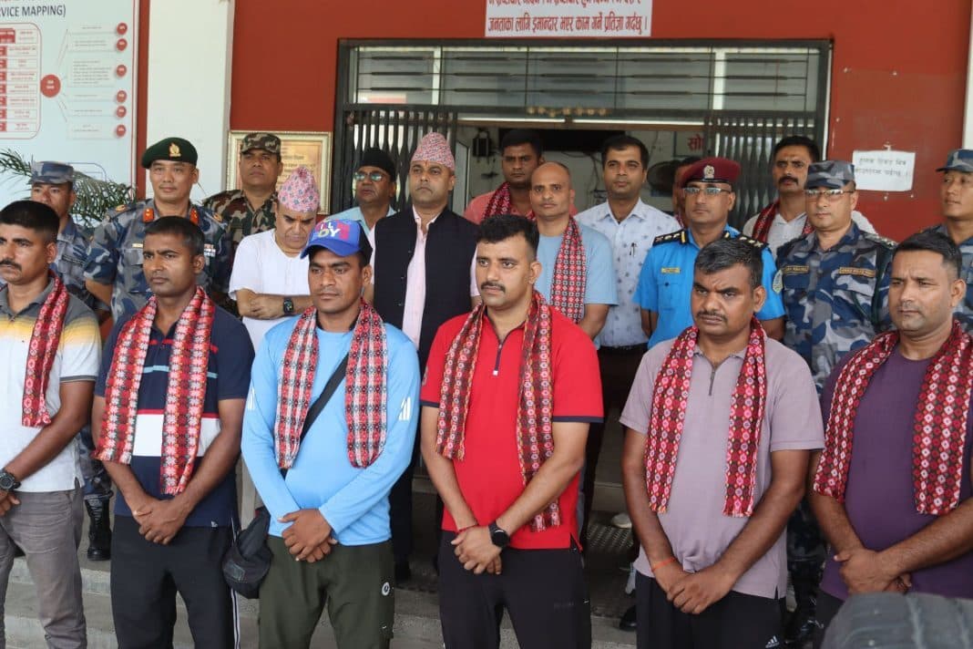 एनडीआरएफ की 12 सदस्यीय टीम पहुंची चितवन