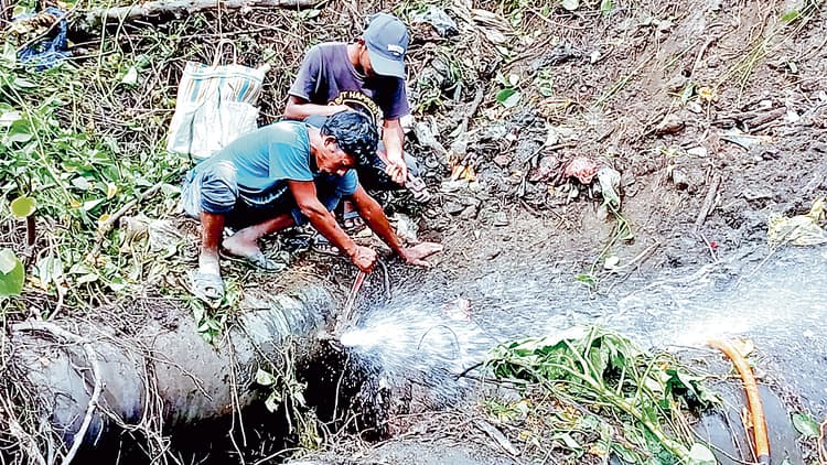 जामुड़िया : अवैध वाटर कनेक्शन काटने पर मचा बवाल