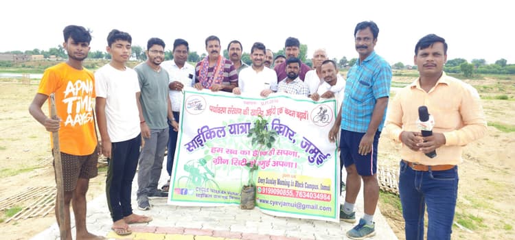 बढ़ते तापमान को नियंत्रित  करना है तो पौधरोपण ही एक मात्र विकल्प