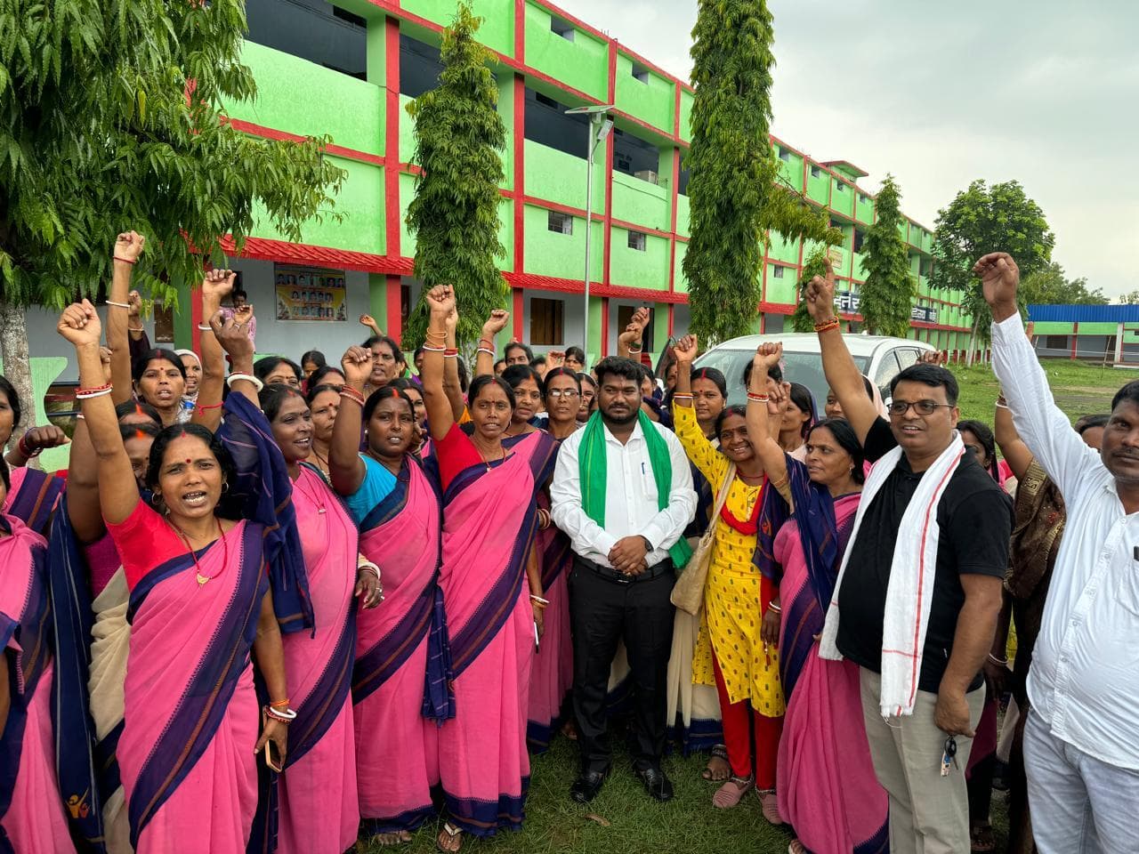 सेविकाएं और सहायिकाओं के मानदेय में वृद्धि को लेकर केंद्रीय मंत्री से होगी वार्ता : अखिलेश