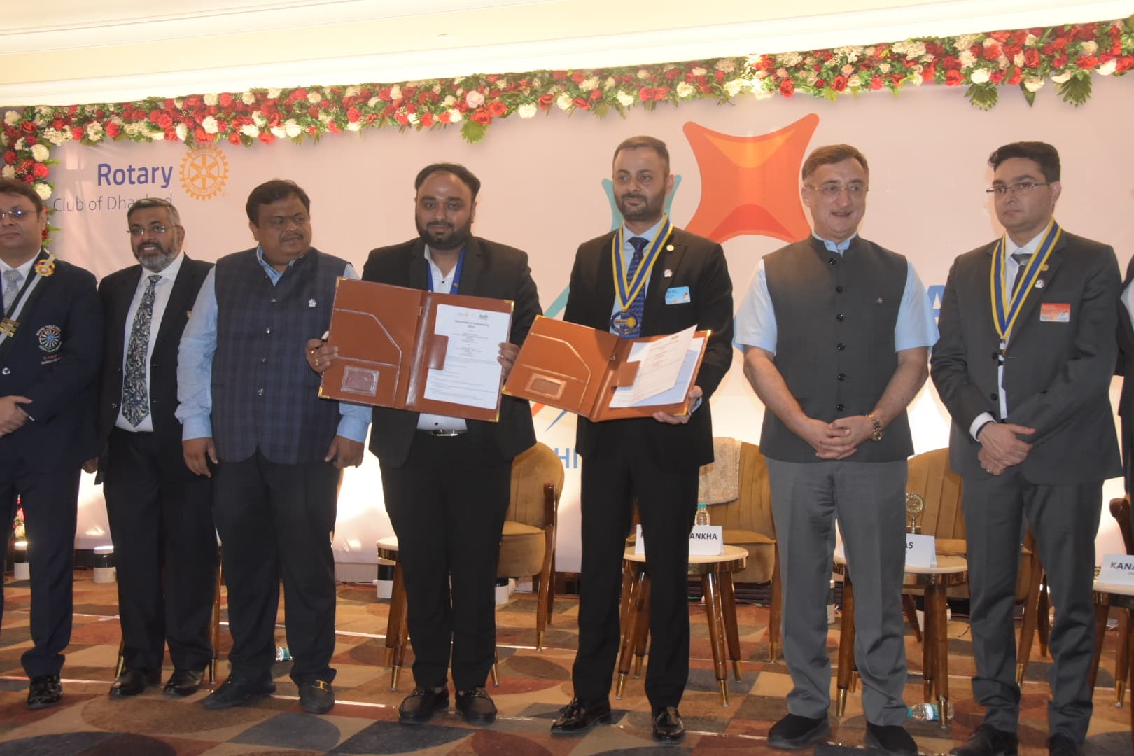 रोटरी क्लब ऑफ धनबाद का 78 वां चेंज ओवर डे : रोटरी क्लब ऑफ धनबाद के अध्यक्ष बने राहुल व्यास