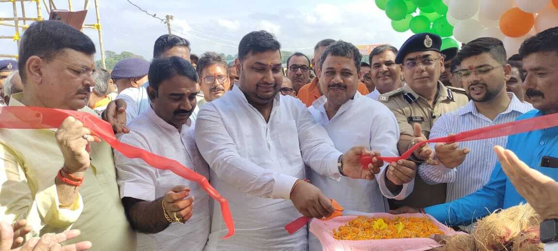 बांका जिला प्रवेश द्वार पर मंत्री जयंत राज ने किया विश्व प्रसिद्ध श्रावणी मेला का उद्घाटन
