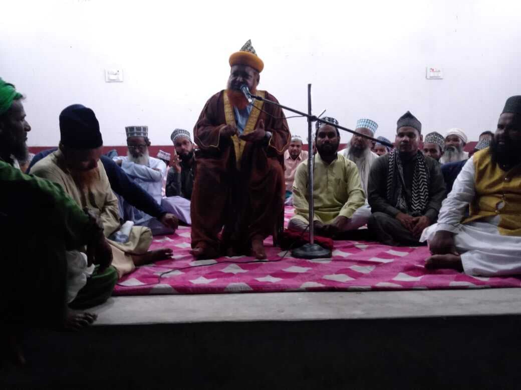 हम हुसैनी हैं और हुसैन से सच्ची मोहब्बत मुहब्बत करते हैं: अशरफ