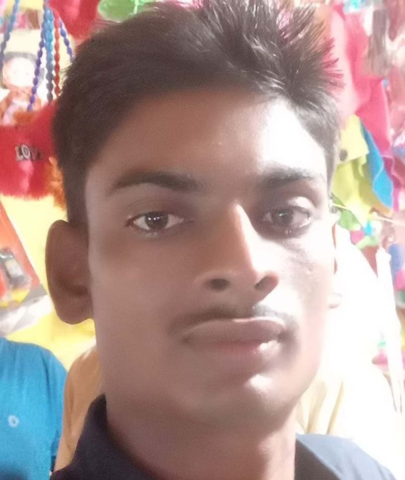 दूध विक्रेता पर गिरा हाइटेंशन तार, रेफर होने के बाद हुई मौत