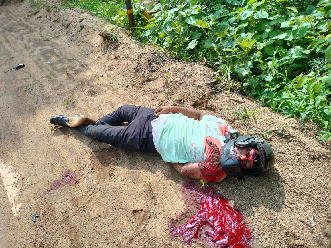 वाहन के धक्के से बांका के बाइक सवार युवक की मौत