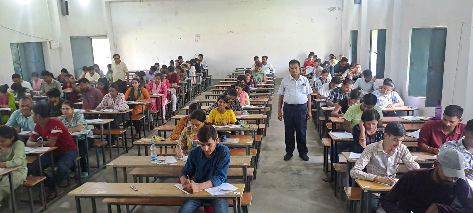 पीजी सेमेस्टर-2 परीक्षा के पहले दिन 30 परीक्षार्थी रहे अनुपस्थित