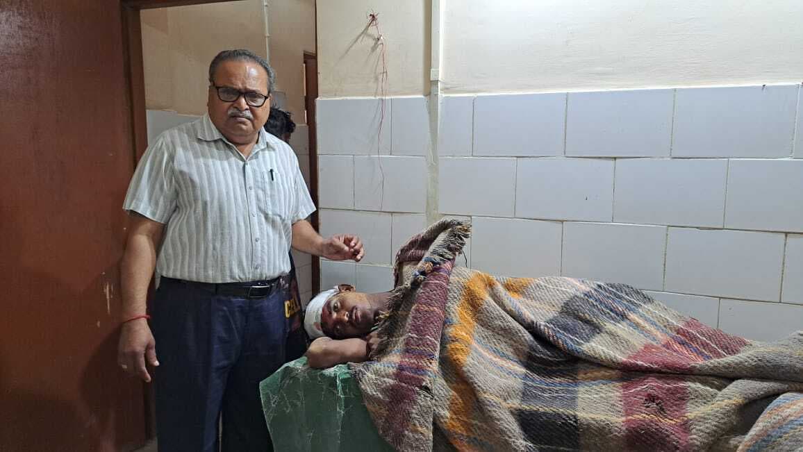 अज्ञात वाहन के धक्के से युवक घायल