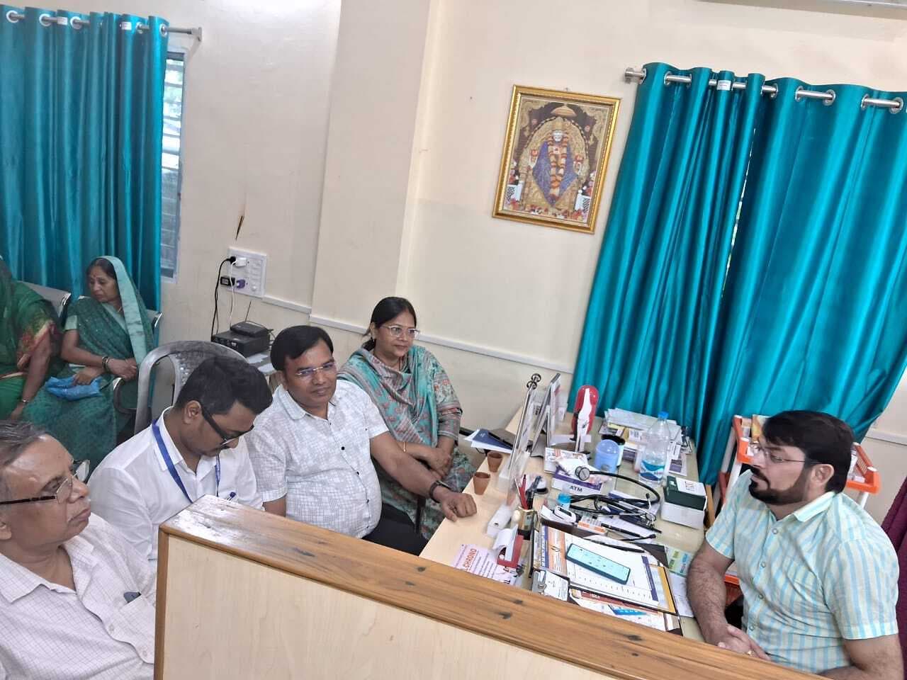 बिना निबंधन के चल रहा साई इमरजेंसी व मां अल््रा सेंटर