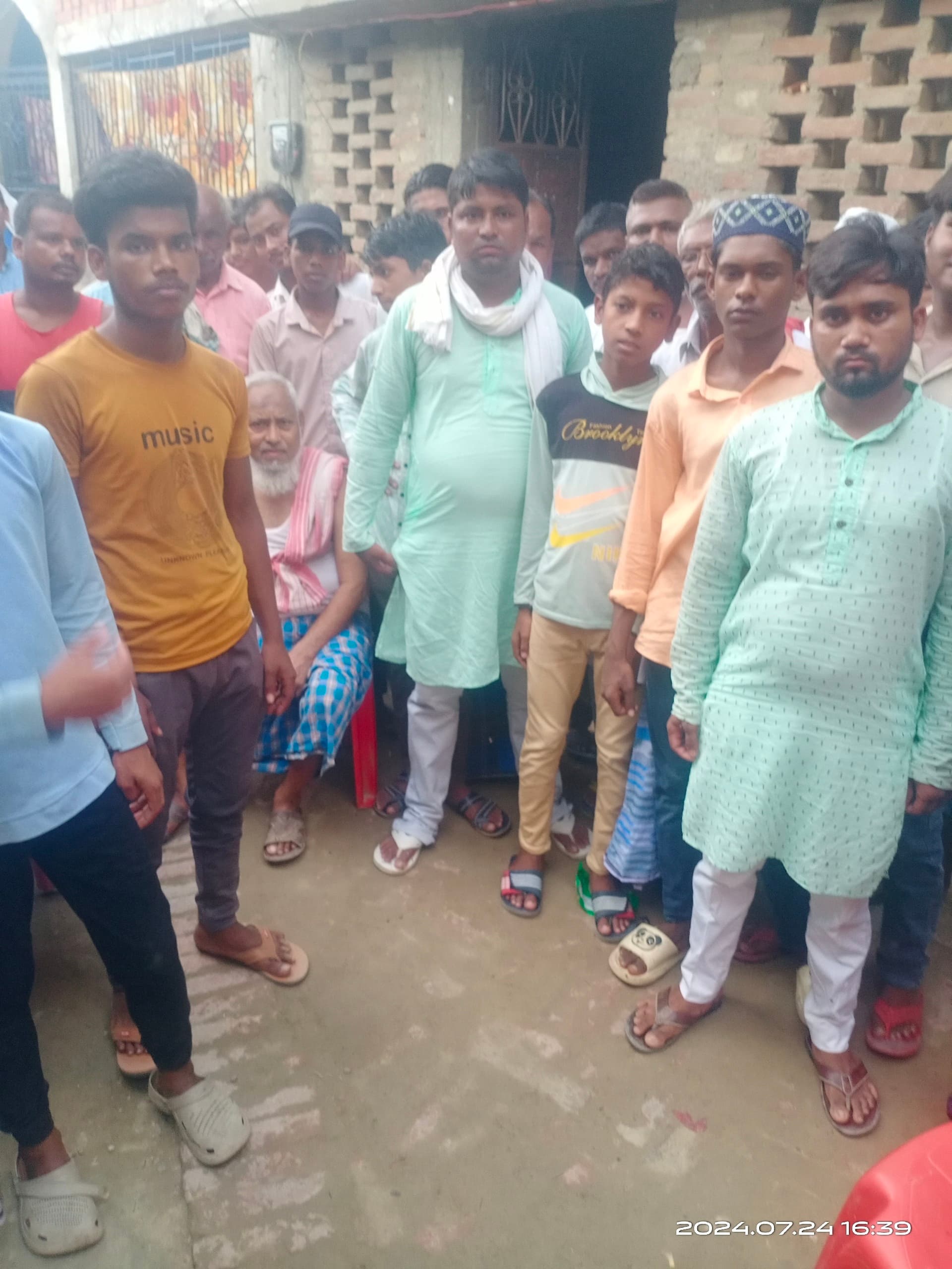 युवा व्यवसायी का शव पहुंचते ही मचा कोहराम