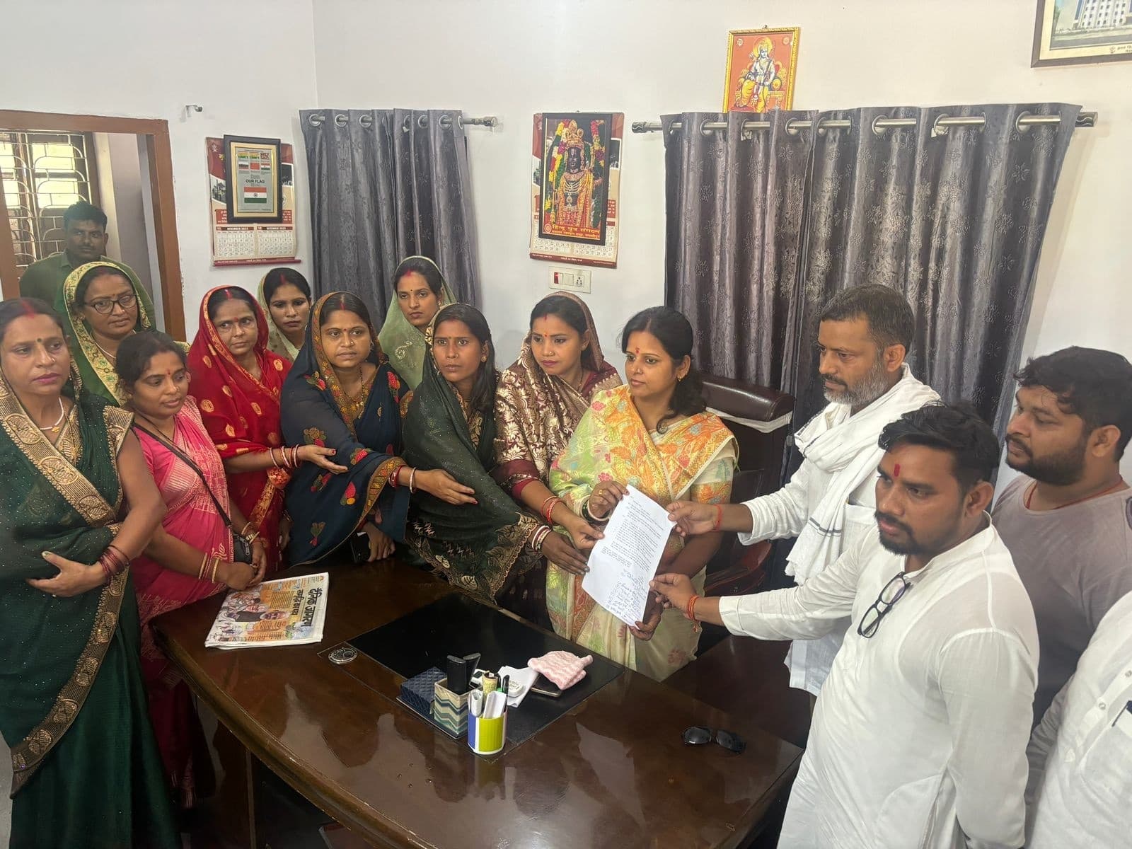 जिप उपाध्यक्ष के विरुद्ध लाया गया अविश्वास प्रस्ताव