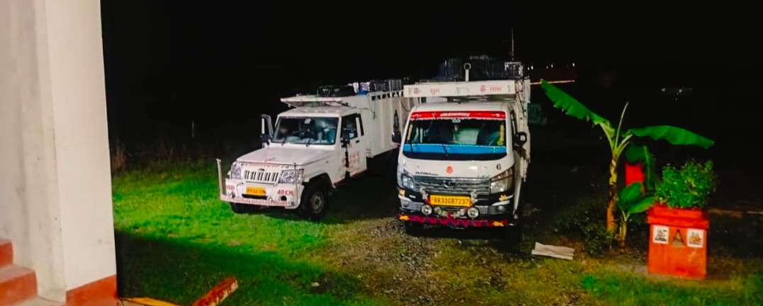 दो वाहनों से 1251 लीटर विदेशी शराब जब्त, चार तस्कर गिरफ्तार