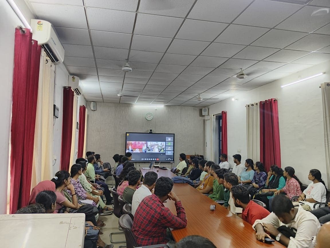 एमजीसीयू में प्रक्षिक्षु जागरूकता कार्यक्रम आयोजित