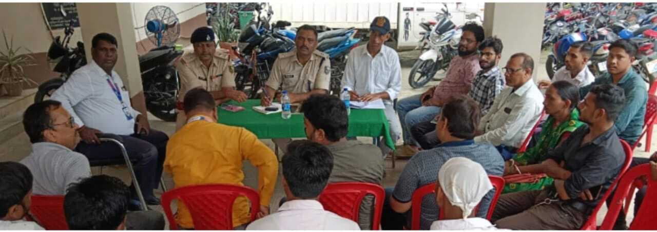 वसूली की अधिक राशि लेकर निकलें तो पुलिस को सूचित करें फाइनेंस कर्मी