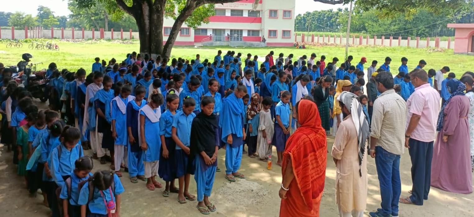 शिक्षक को दी श्रद्धांजलि