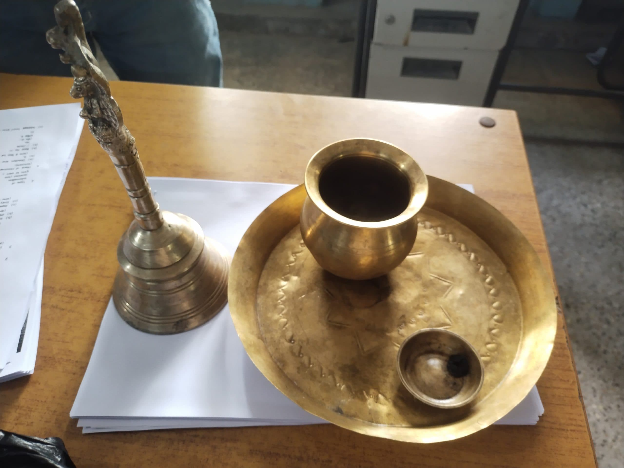 शिव मंदिर में चोरी की घटना का हुआ उदभेदन, सामान के साथ एक चोर गिरफ्तार