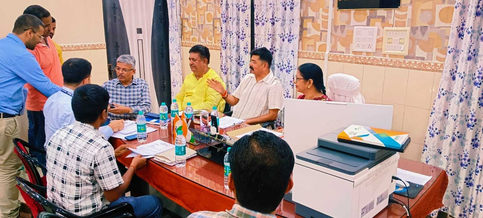 जीवीपी प्वाइंट को चिह्नित कर हर हाल में करें सफाई: मेयर