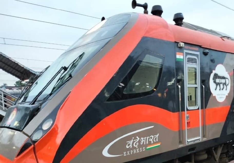 टाटा-पटना के साथ ही टाटा-पुरी के लिए भी शुरू हो सकती है वंदेभारत