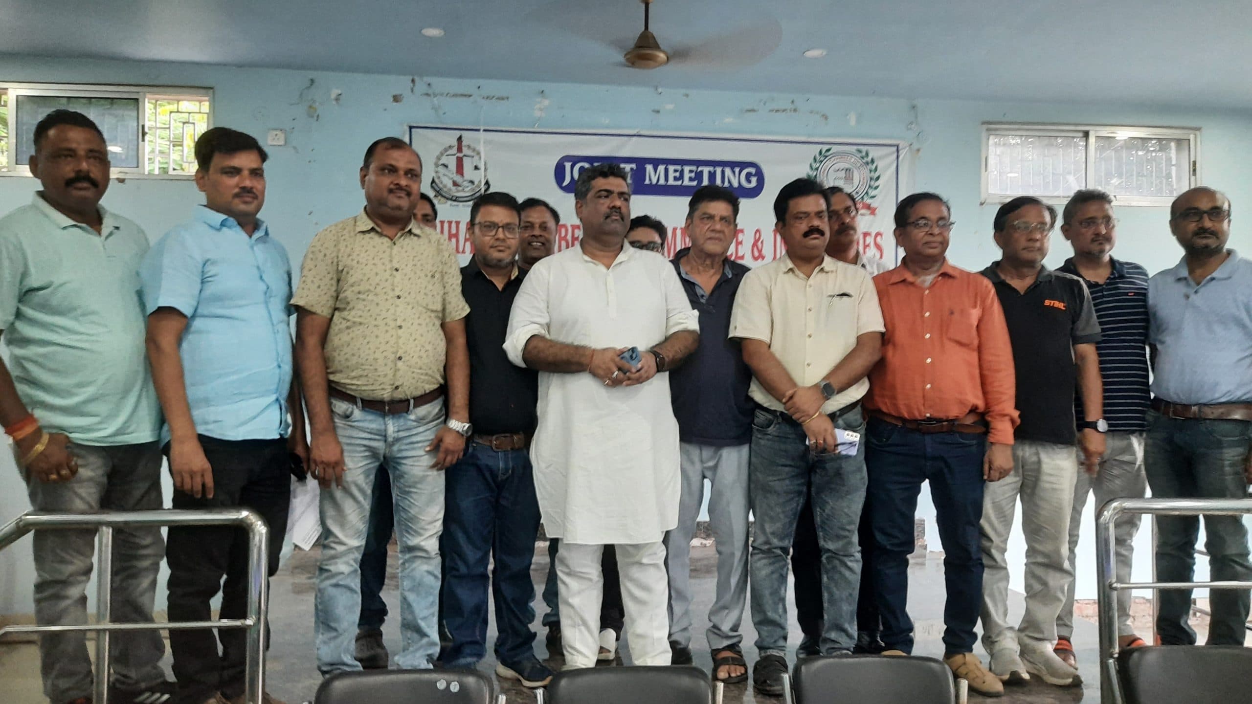 व्यापारियों का अल्टीमेटम, 72 घंटे में अपराधियों की हो गिरफ्तारी