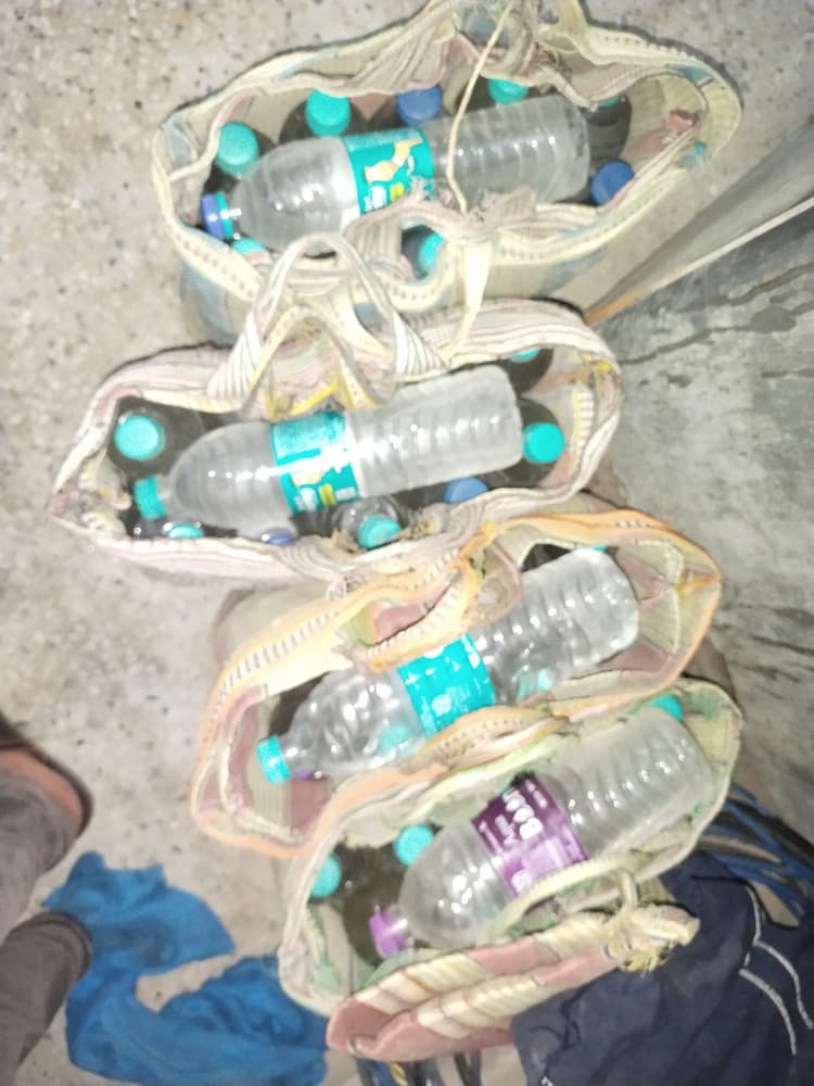 41 लीटर देशी शराब के साथ एक तस्कर धराया