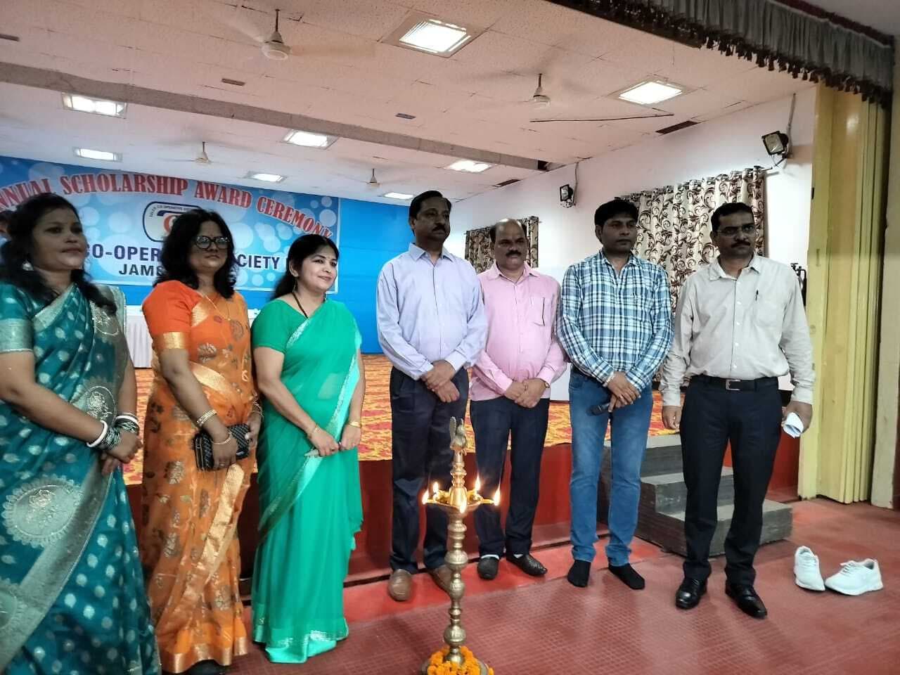 टेल्को को-ऑपरेटिव सोसाइटी ने 209 बच्चों को दी छात्रवृत्ति