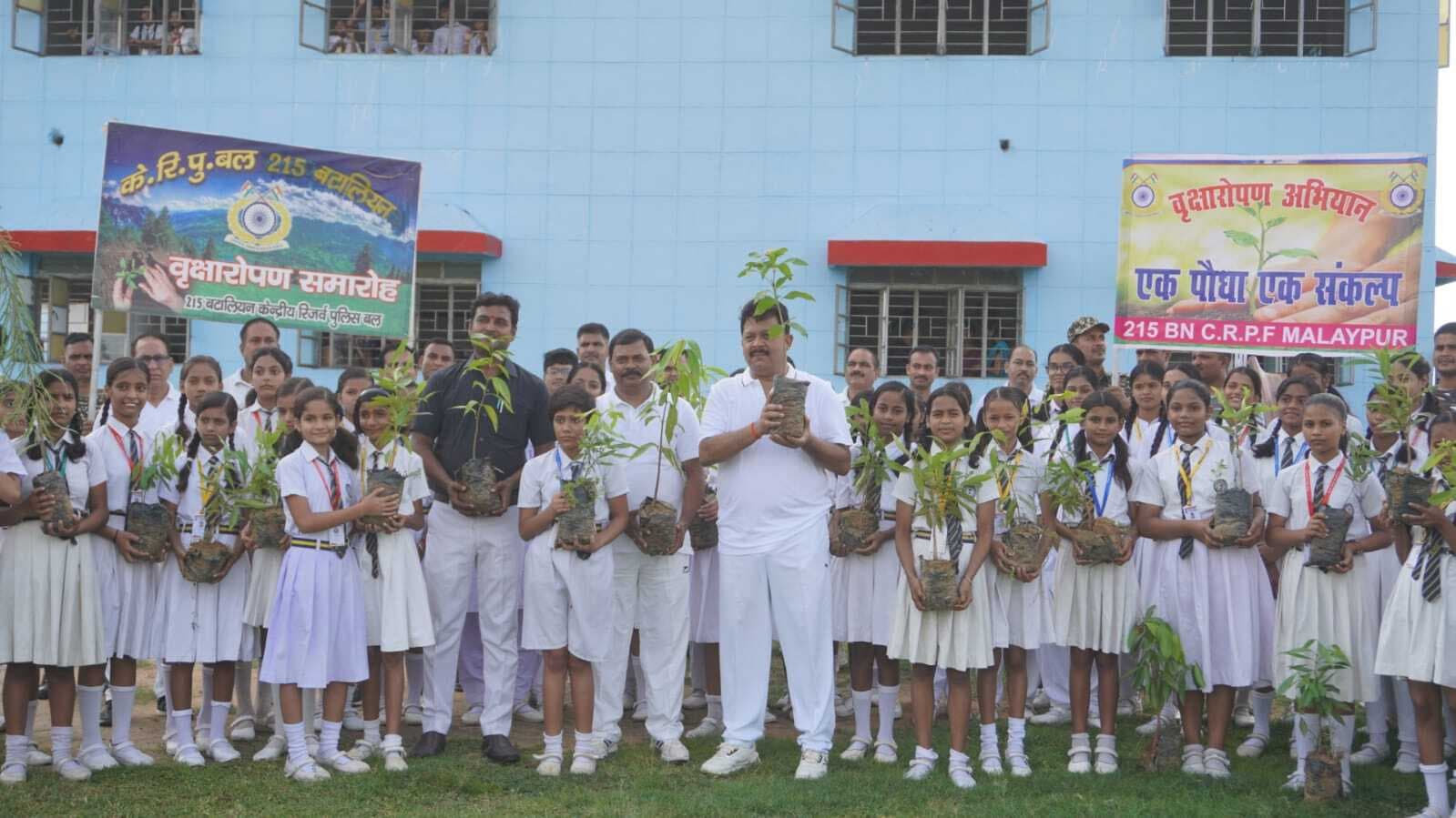 देश के हर कोने में तैनात हैं केंद्रीय रिजर्व पुलिस बल