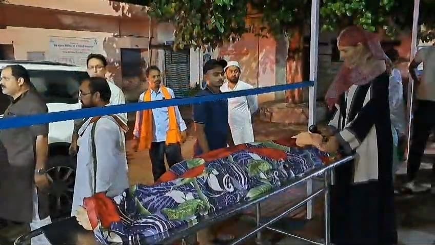 मां की डांट से नाराज युवती ने फांसी लगा की आत्महत्या