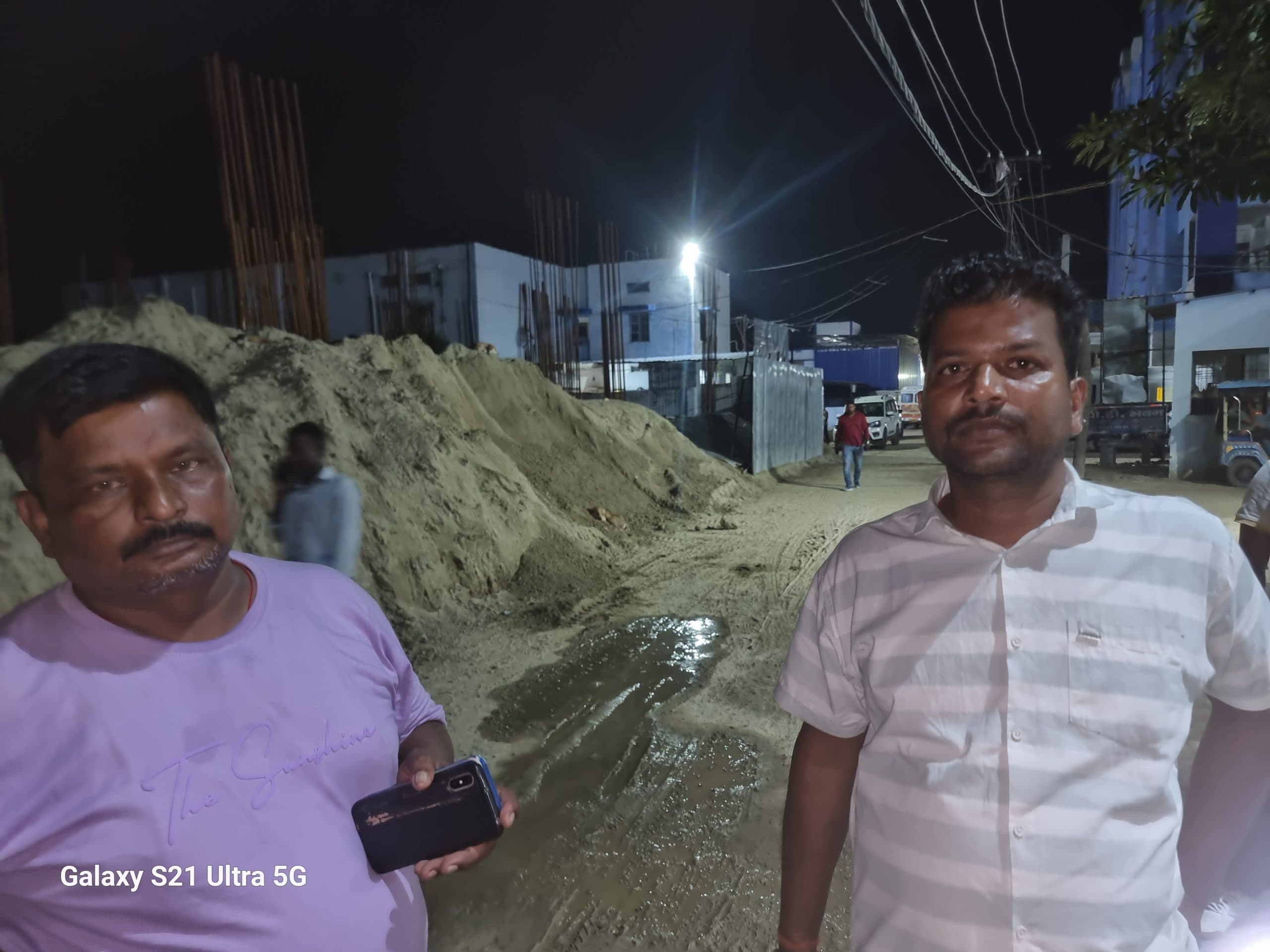 विवाहिता की गला दबाकर हत्या, पुलिस ने शव को पोस्टमार्टम के लिए भेजा, परिजन फरार