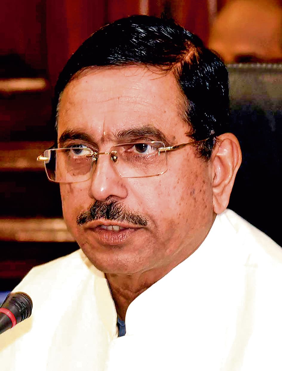 केंद्रीय मंत्री प्रह्लाद जोशी ने की ममता बनर्जी की आलोचना