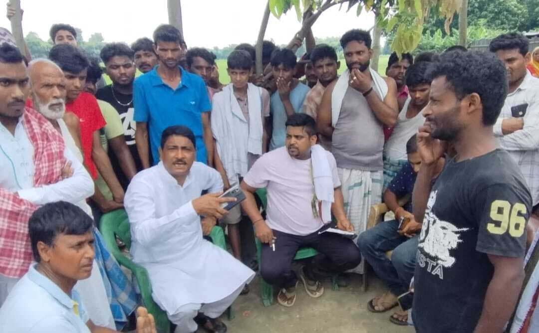 पोखर में डूबने से किशोर व किशोरी की मौत