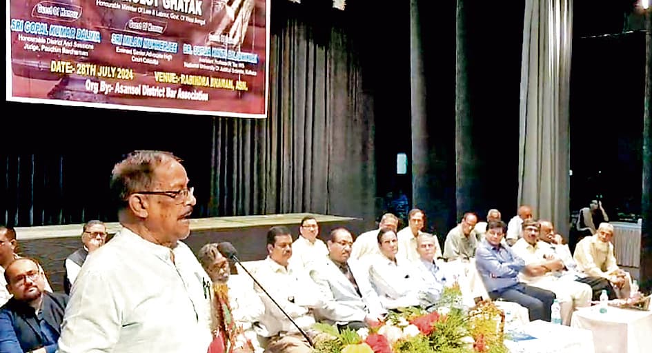 नया कानून मौजूदा कानून से केवल पांच फीसदी अलग : मलय घटक