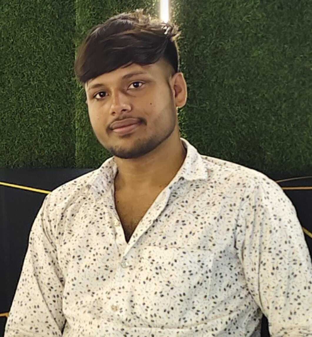 पारिवारिक विवाद में युवक ने ट्रेन के आगे आकर दी जान