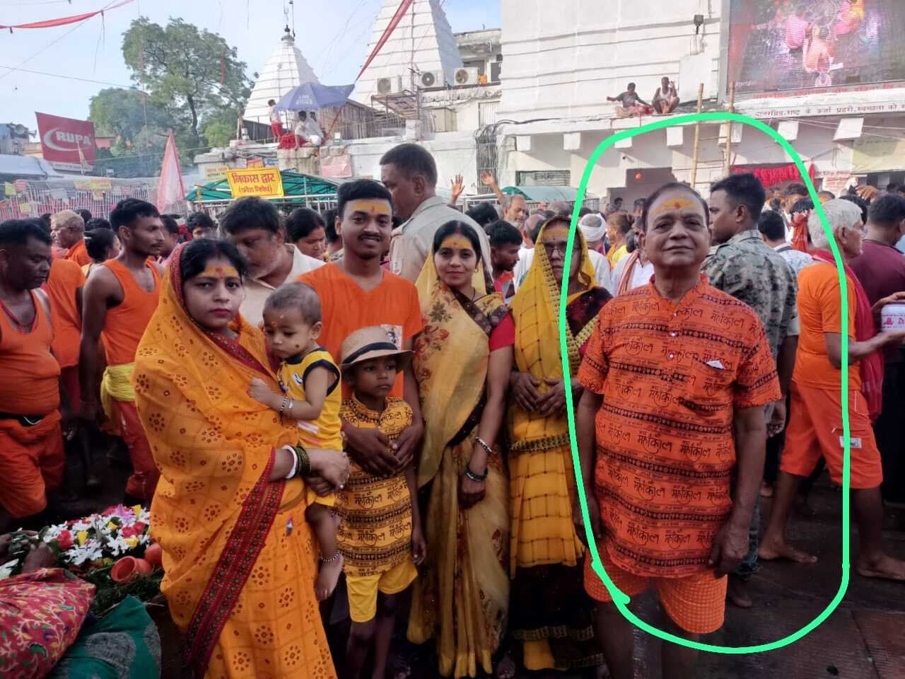 गोधर में टायर ब्लास्ट होने से खंभे से टकरायी कार, एक की मौत