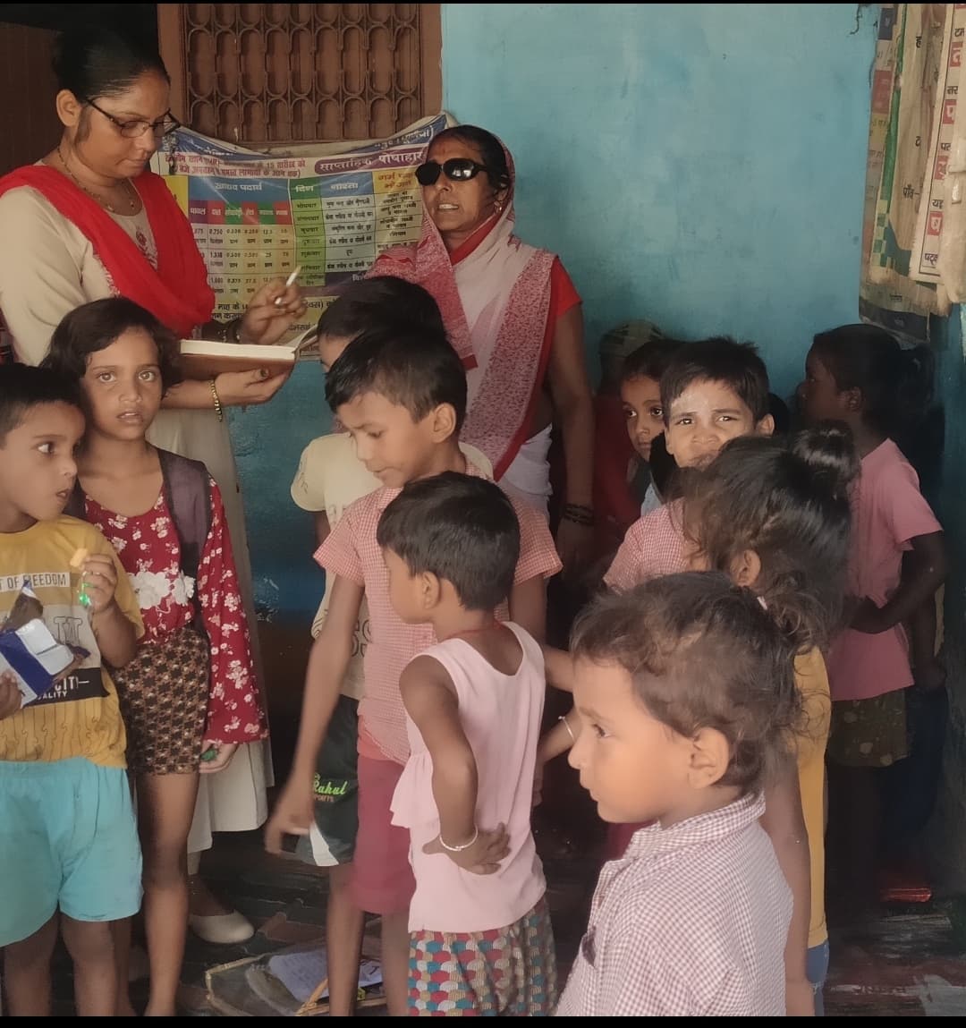 सीडीपीओ ने आंगनबाड़ी केंंदोंं का किया निरीक्षण