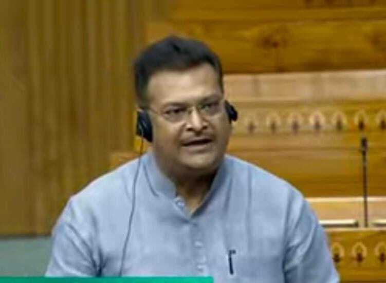 सांसद ने कोल्ड स्टोर और सोलर पम्प का मुद्दा उठाया