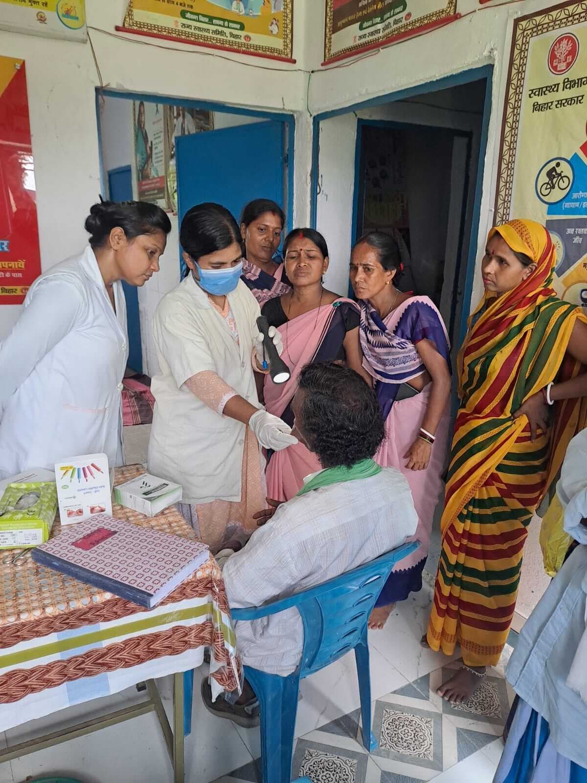 न्यू तुलसिया हेल्थ एंड वेलनेस सेंटर में  हुई लोगों की  कैंसर की स्क्रीनिंग